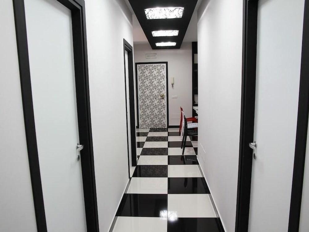Bed & Breakfast Black & White G&g Rom