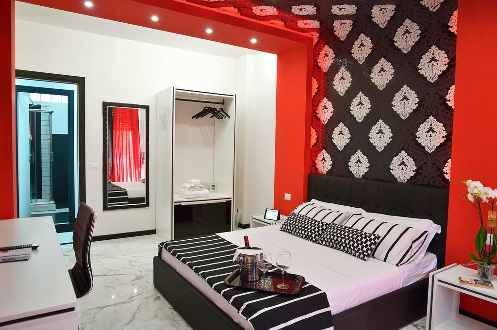 Black & White G&g Bed & Breakfast Rom